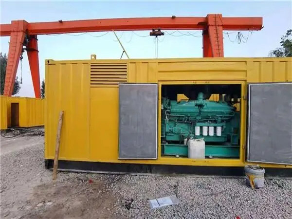 平利冬季低温环境下，500KW发电机组应该选择什么类型的启动电瓶？